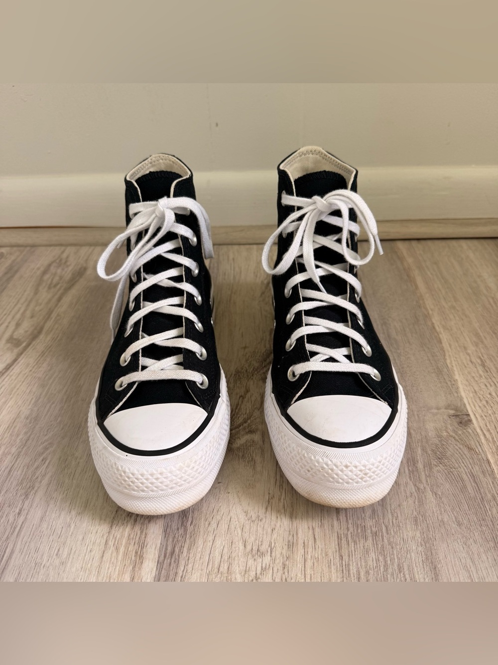Converse Chuck Taylor All Star High-Top Platform Sneaker - Women's 7 - Picture 4 of 9